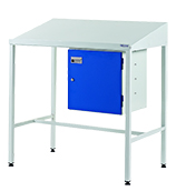 Team Leader Workstations with Cupboard: click to enlarge